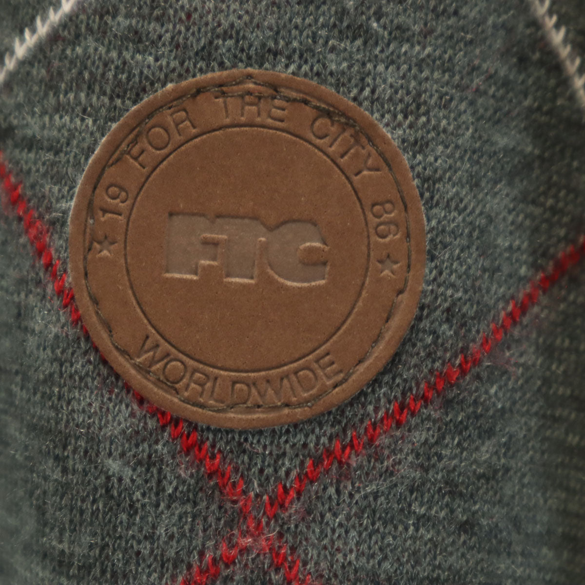 FTC エフティーシー 長袖 Vネック セーター XL グレー メンズ