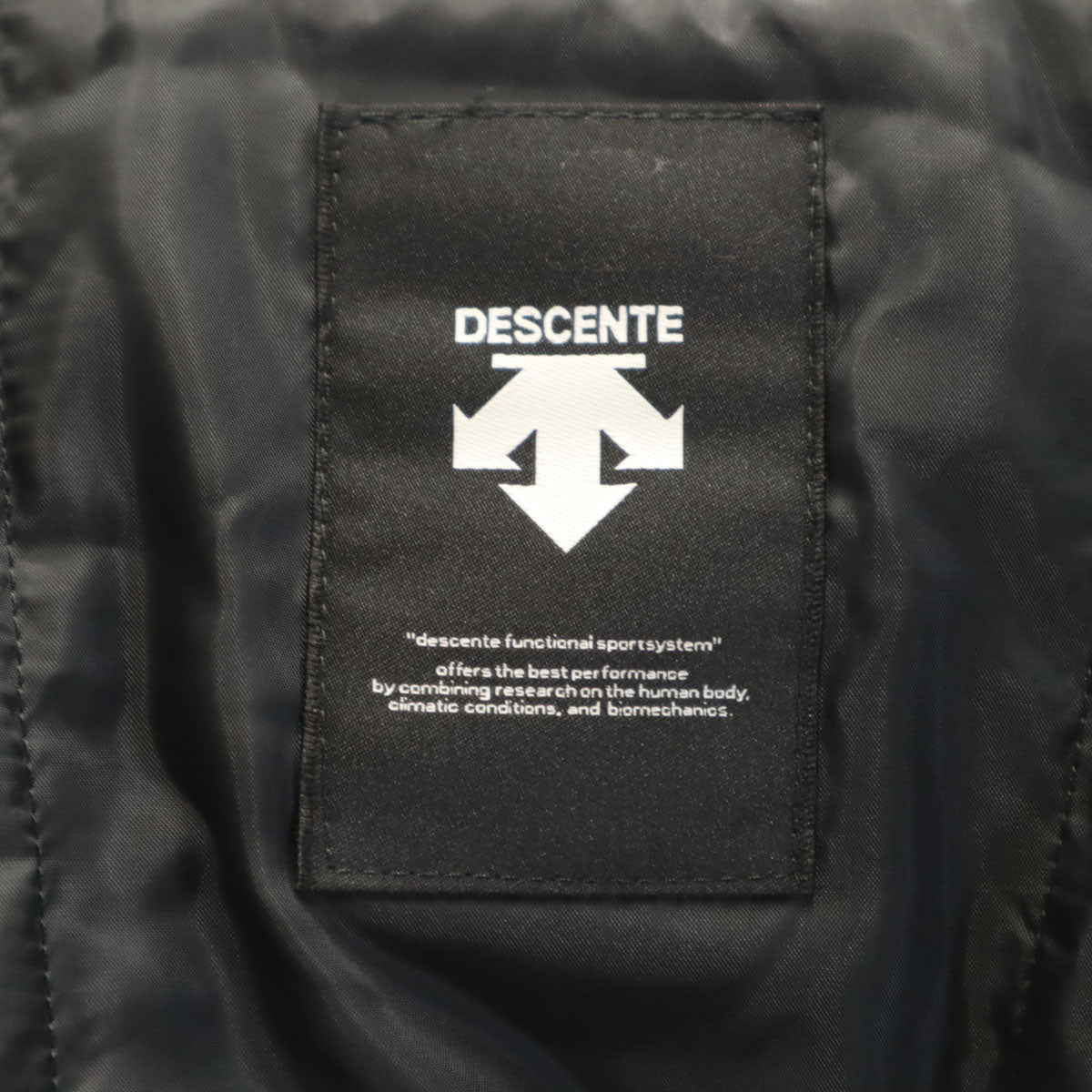 DESCENTE デサント 中綿ジャケット S ブラック メンズ