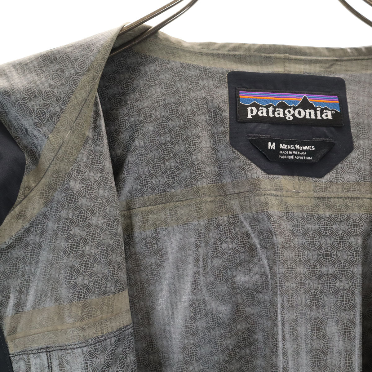 美品 patagonia パタゴニア ナイロンジャケット M ネイビー 83530PS11 アウトドア メンズ