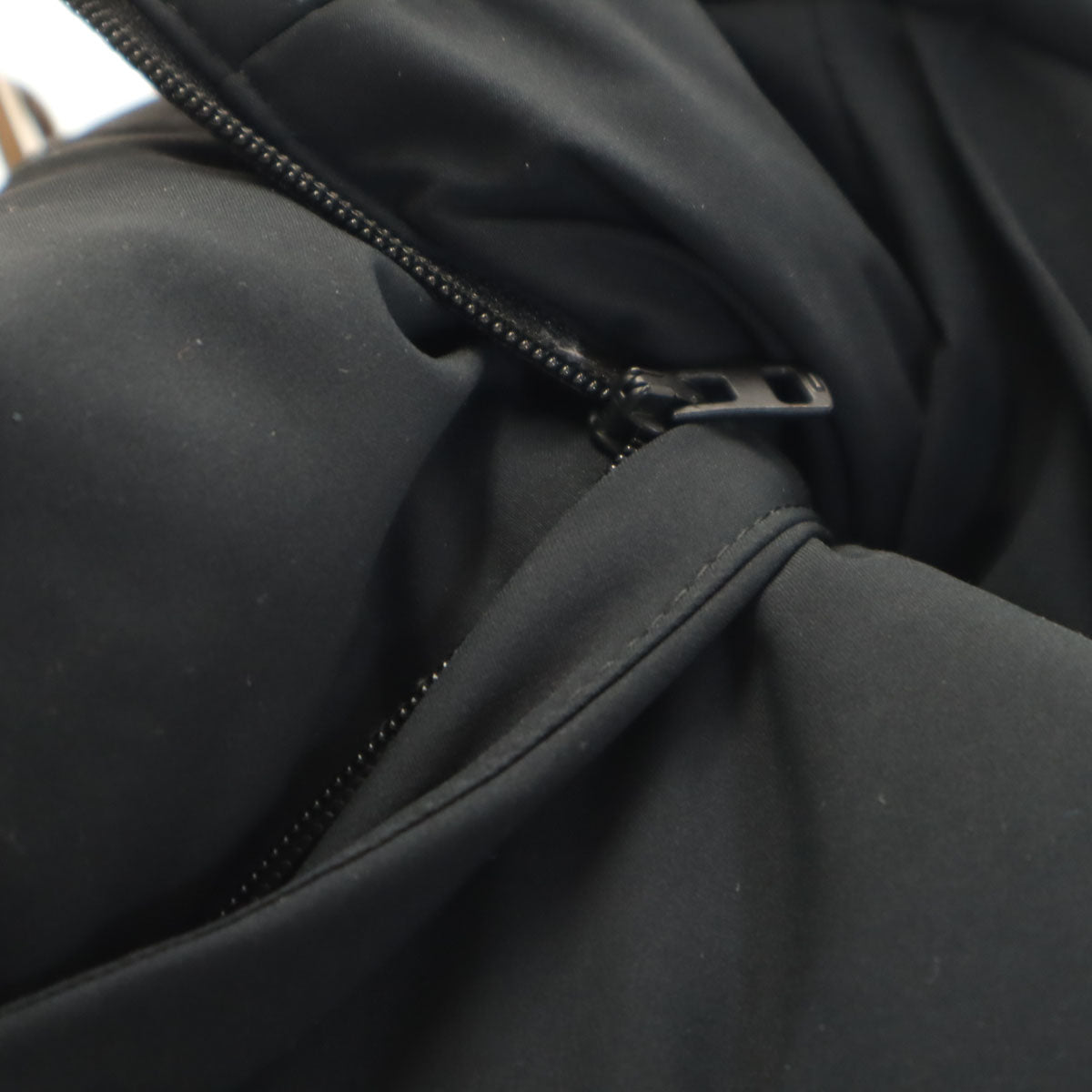 UNIQLO ユニクロ シームレス ダウンパーカー XXL ブラック ビッグサイズ レディース