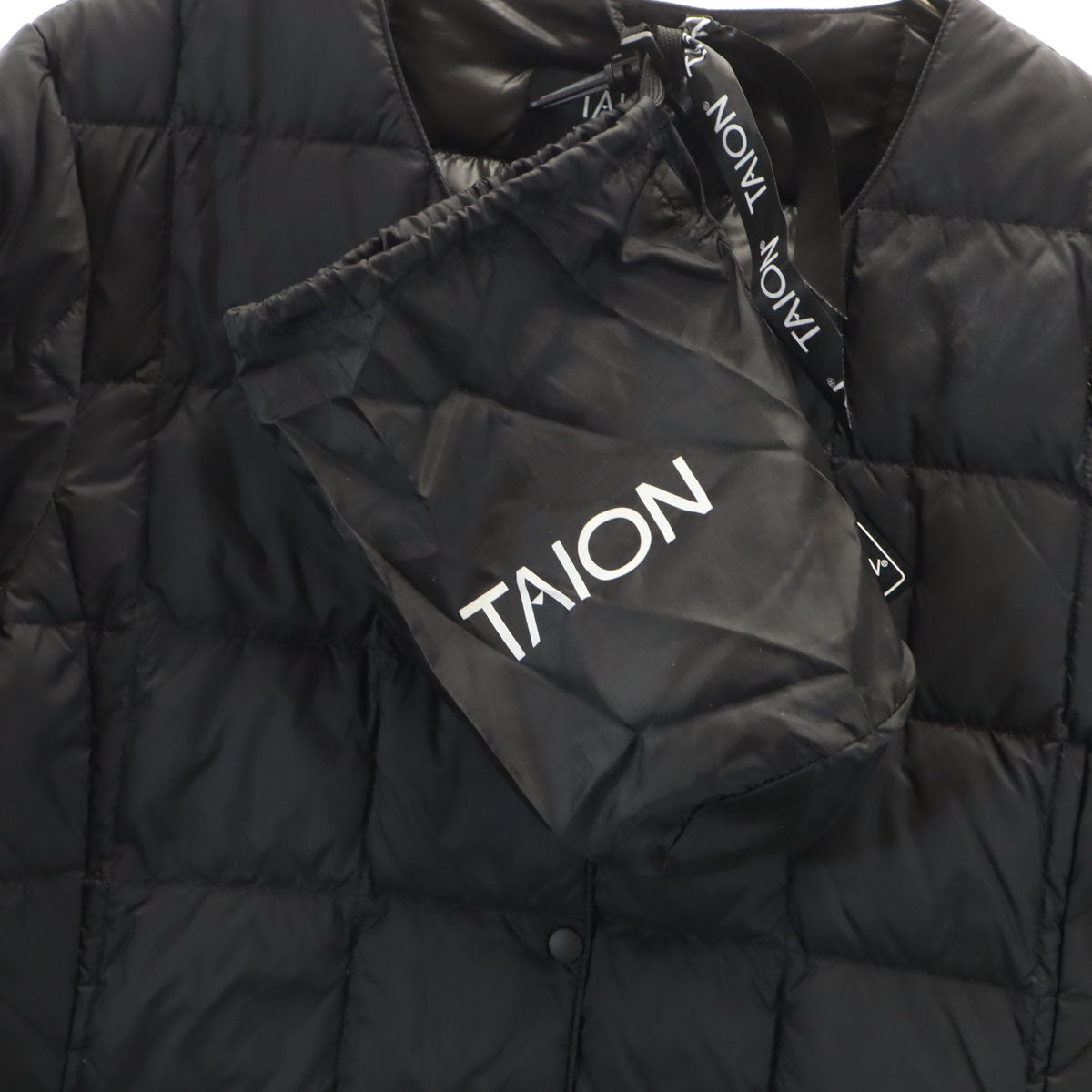 TAION タイオン インナー ダウンジャケット L ブラック 収納袋付き レディース