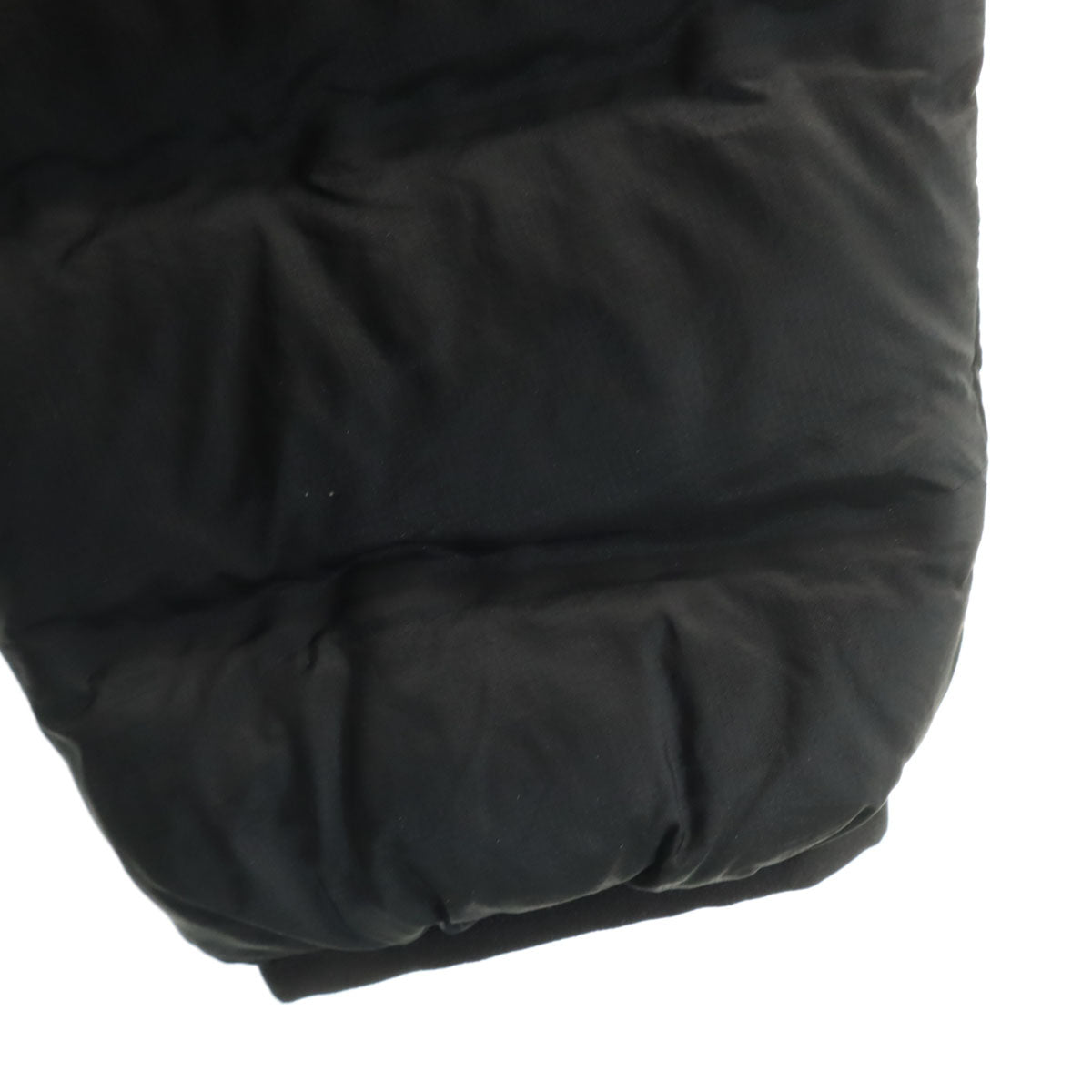 UNIQLO ユニクロ ウルトラライト シームレス ダウンパーカー L ブラック メンズ