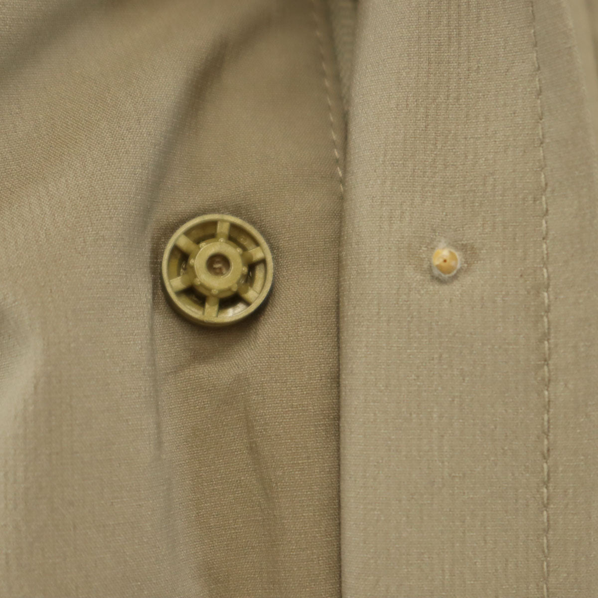 nano universe ナノユニバース Octa(R) CPCP(R) ウォータープルーフライトフーディー ブルゾン S グレージュ LB.03 メンズ