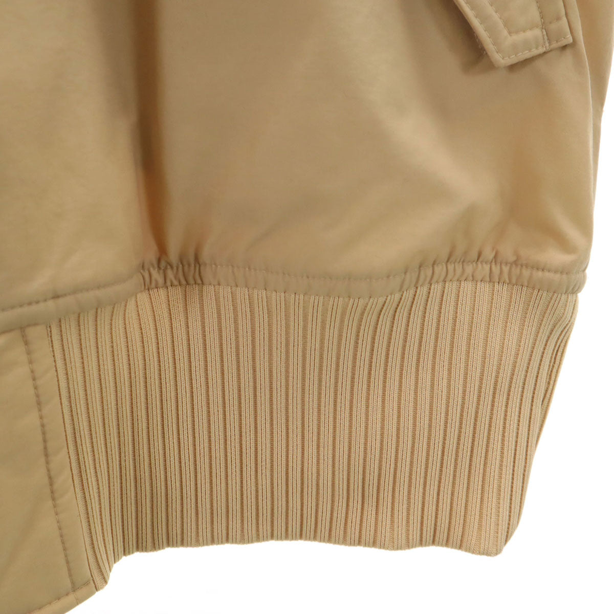 adidas アディダス トレフォイルロゴ ブルゾン M ベージュ 裏キルティング レディース