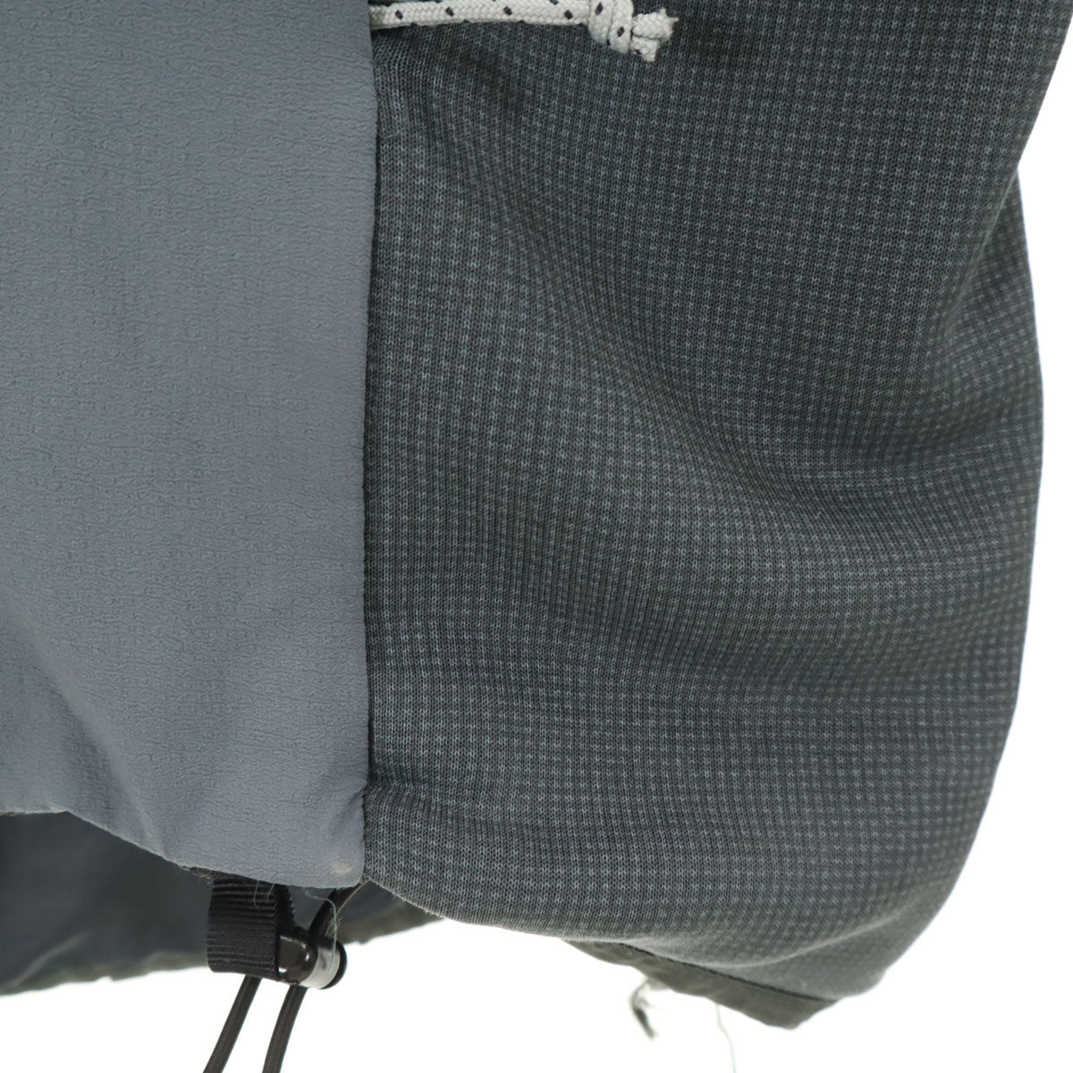 ARC'TERYX アークテリクス アトム フーディー ナイロンジャケット S グレー アウトドア メンズ