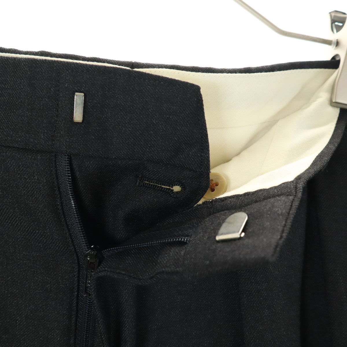 BURBERRY LONDON バーバリーロンドン 日本製 ウールブレンド パンツスーツ 上下 セットアップ AB5 チャコールグレー 三陽商会 メンズ