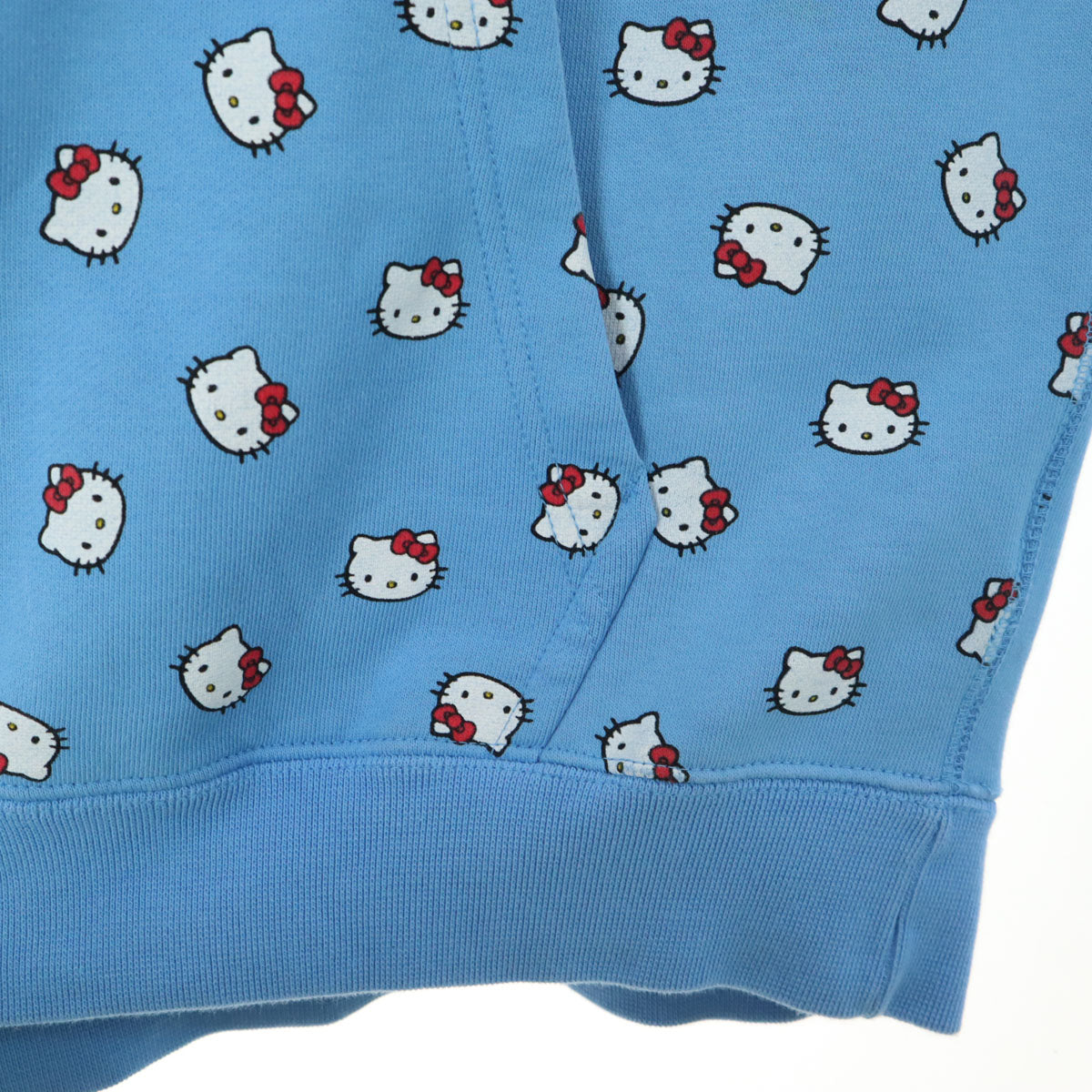 NIKE ナイキ Hello Kitty ハローキティ コラボ 長袖 スウェットパーカー M 水色 裏起毛 メンズ