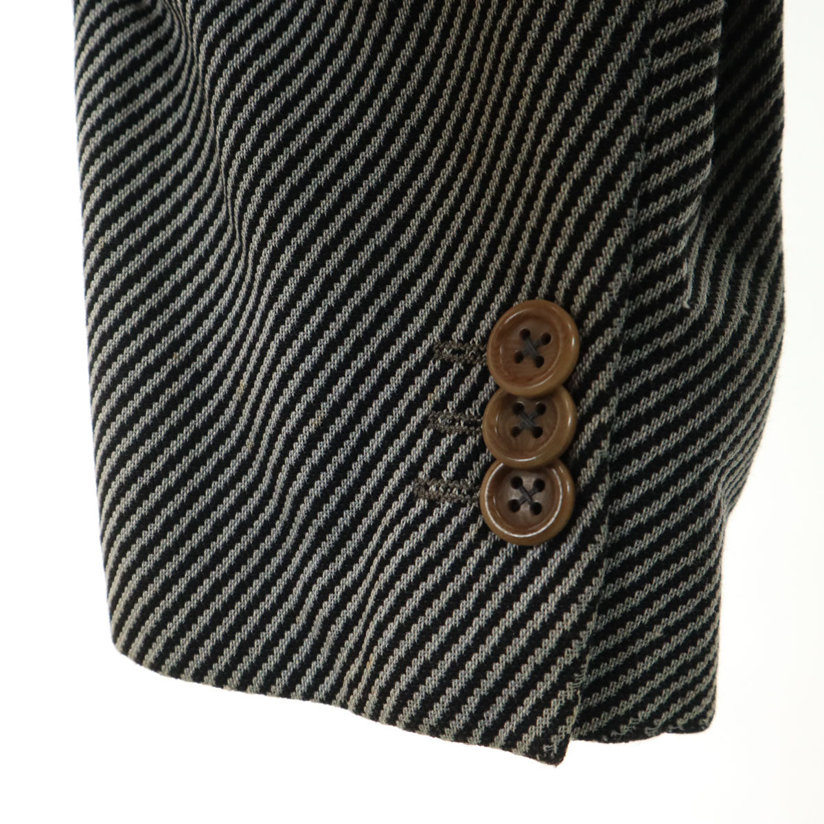 ARMANI COLLEZIONI アルマーニコレッツォーニ イタリア製 斜ストライプ柄 テーラードジャケット ブラック メンズ