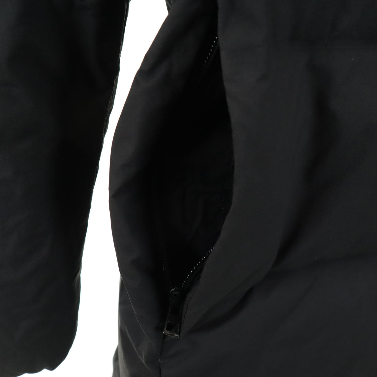 UNIQLO ユニクロ シームレス ダウンパーカー S ブラック メンズ