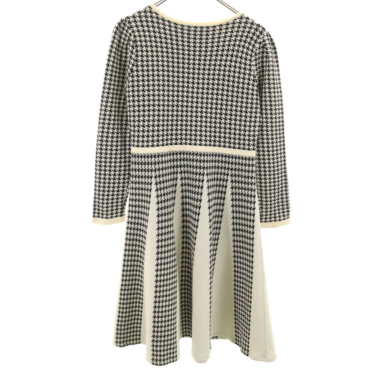 美品 TOCCA トッカ ハウンドトゥース柄 長袖 ニット ワンピース M ホワイト 千鳥格子 レディース