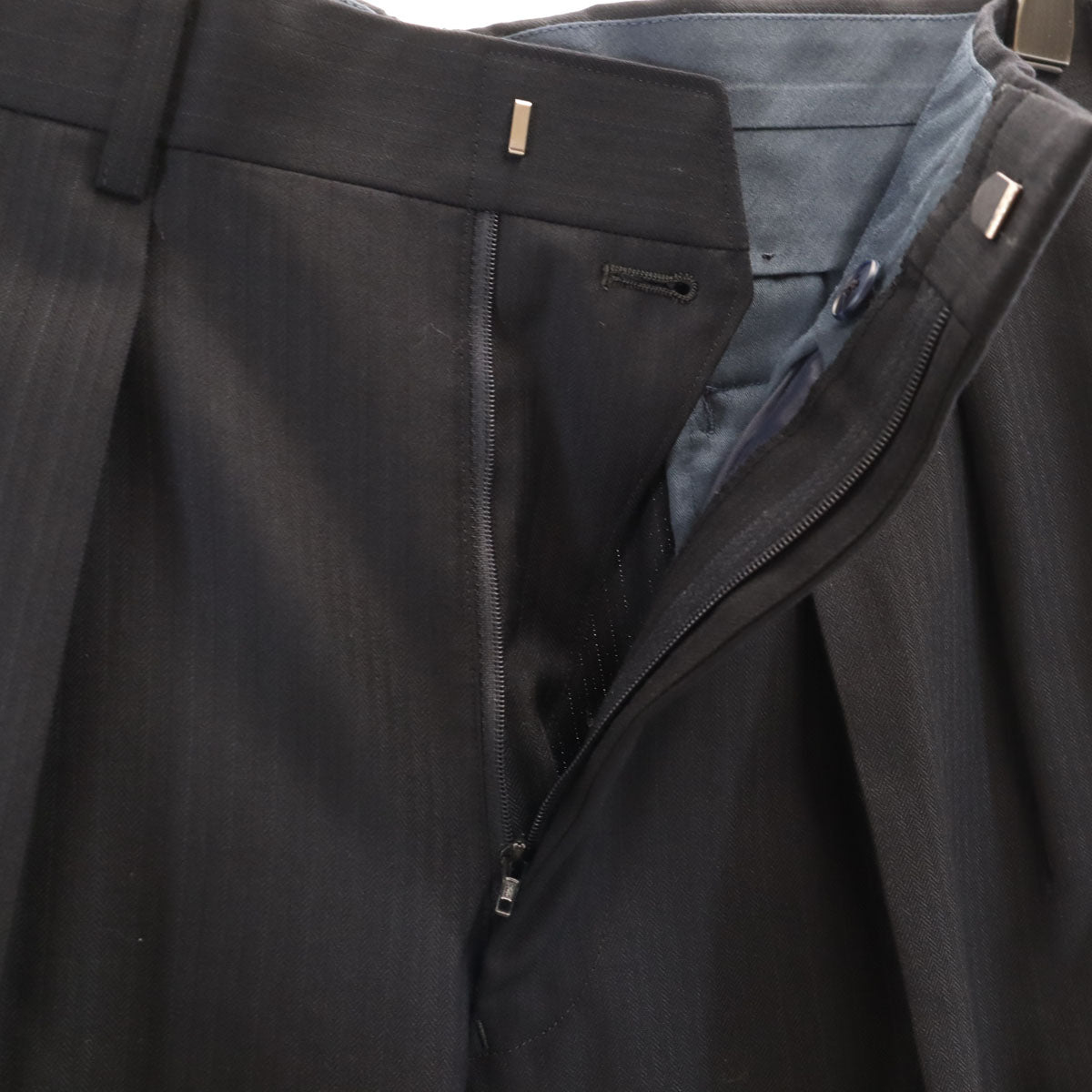 BURBERRY LONDON バーバリーロンドン 日本製 ヘリンボーン スーツ 上下 セットアップ A5 ブラック 三陽商会 メンズ