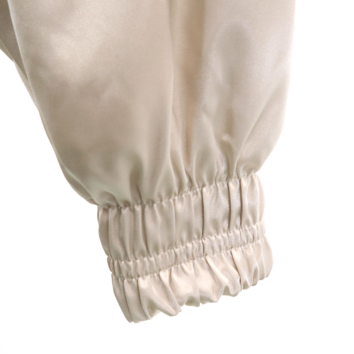 NIKE ナイキ バックロゴ ウーブン アノラックパーカー M アイボリー ジャケット プルオーバー フーディー レディース