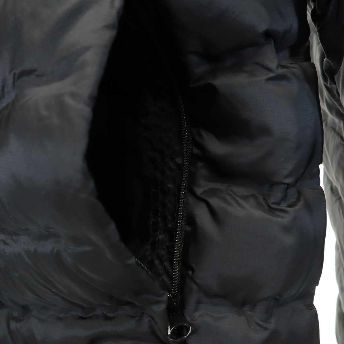 UNIQLO ユニクロ シームレス ウルトラライトダウンジャケット M ブラック メンズ