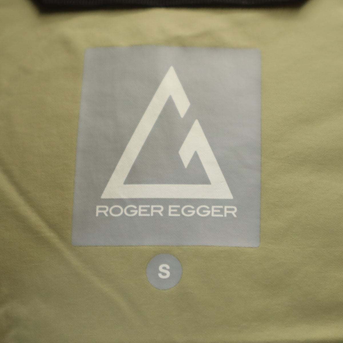 ROGER EGGER ロジャーエーガー ダウンジャケット S カーキ アウトドア メンズ