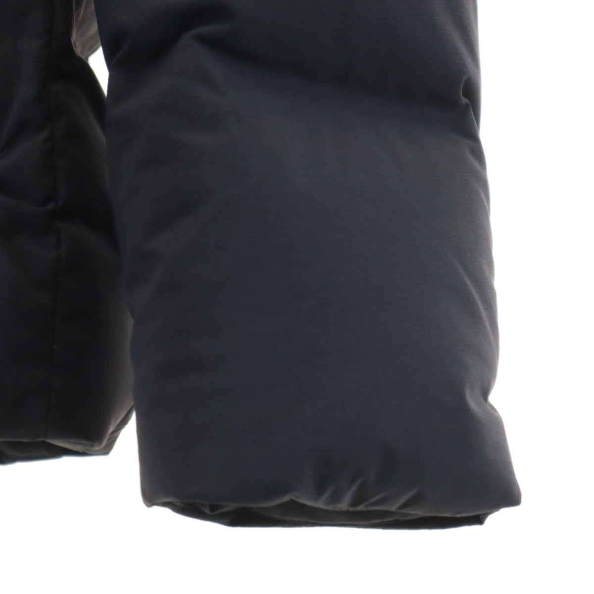 UNIQLO ユニクロ シームレス ダウンパーカー M ブラック メンズ