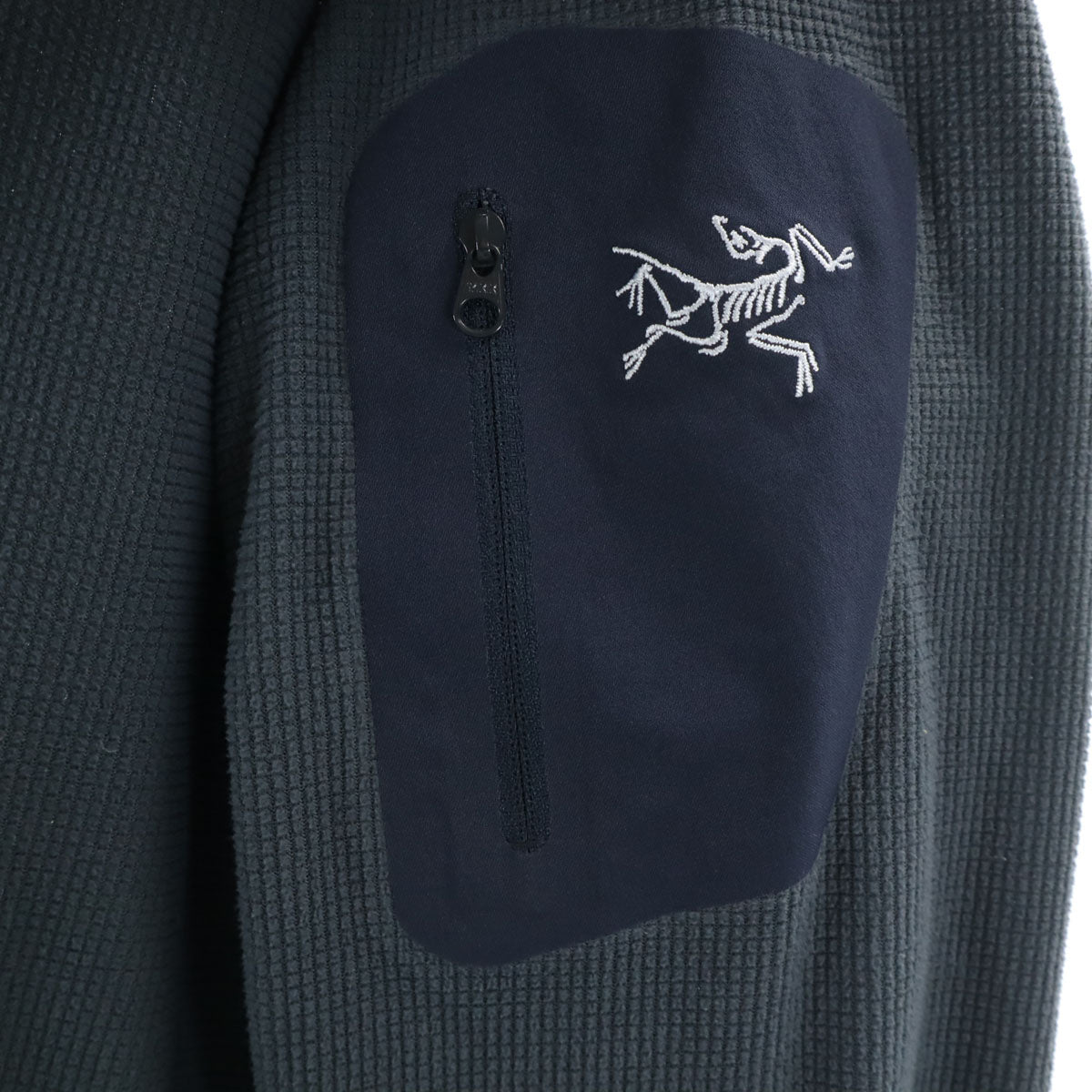 ARC'TERYX アークテリクス デルタ ジャケット S チャコールグレー 23139 アウトドア メンズ