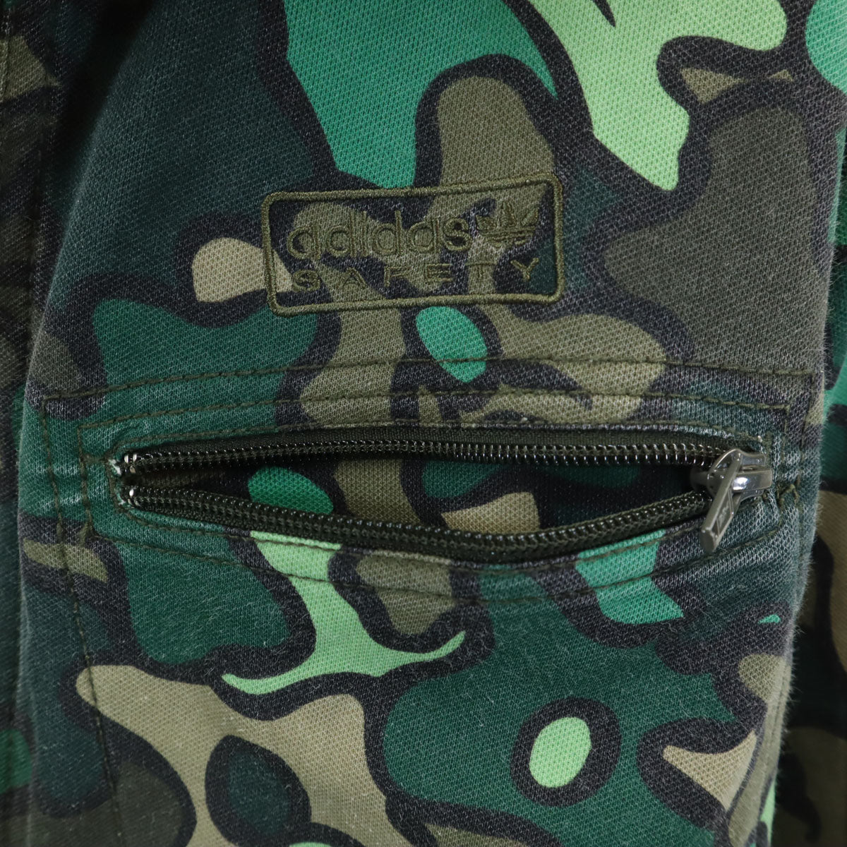 adidas Originals アディダスオリジナルス カモフラ柄 セーフティ トラックジャケット S/M グリーン系 ジャージ メンズ