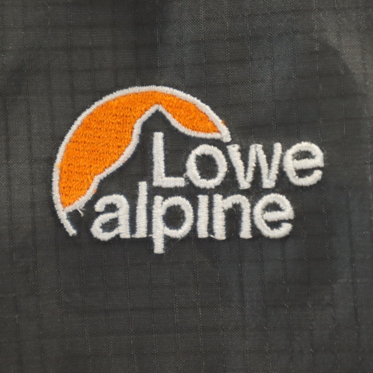 Lowe alpine ロウアルパイン ナイロンジャケット L レッド メンズ