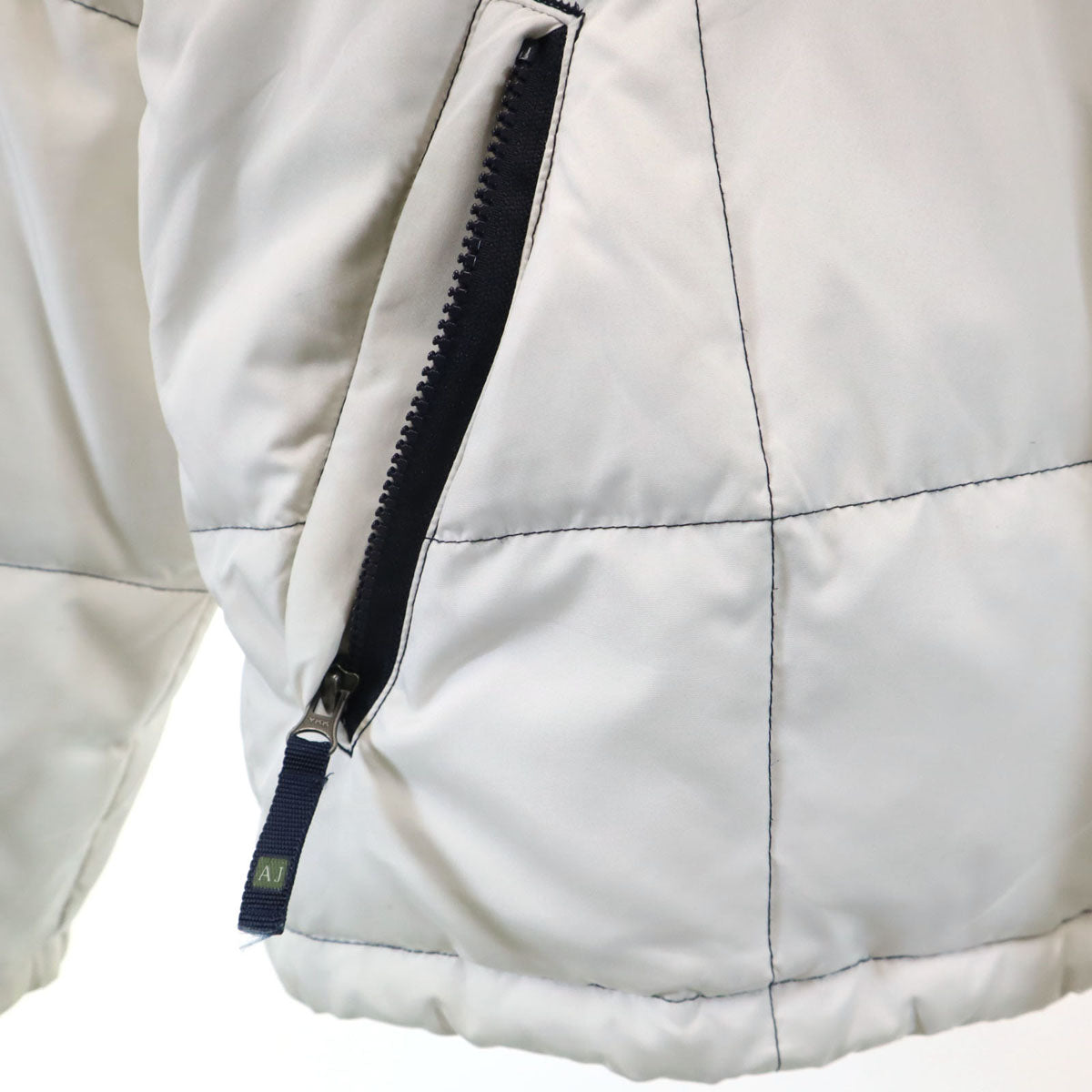 ARMANI JEANS アルマーニジーンズ スノーボード ダウンジャケット 32 白系 スキー レディース