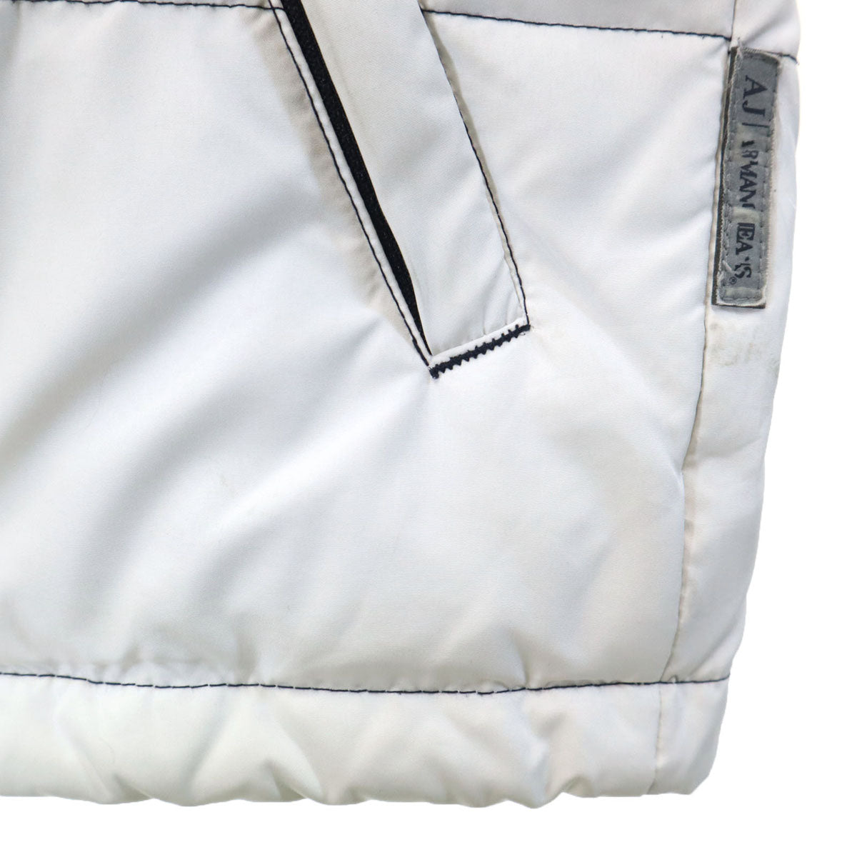 ARMANI JEANS アルマーニジーンズ スノーボード ダウンジャケット 32 白系 スキー レディース