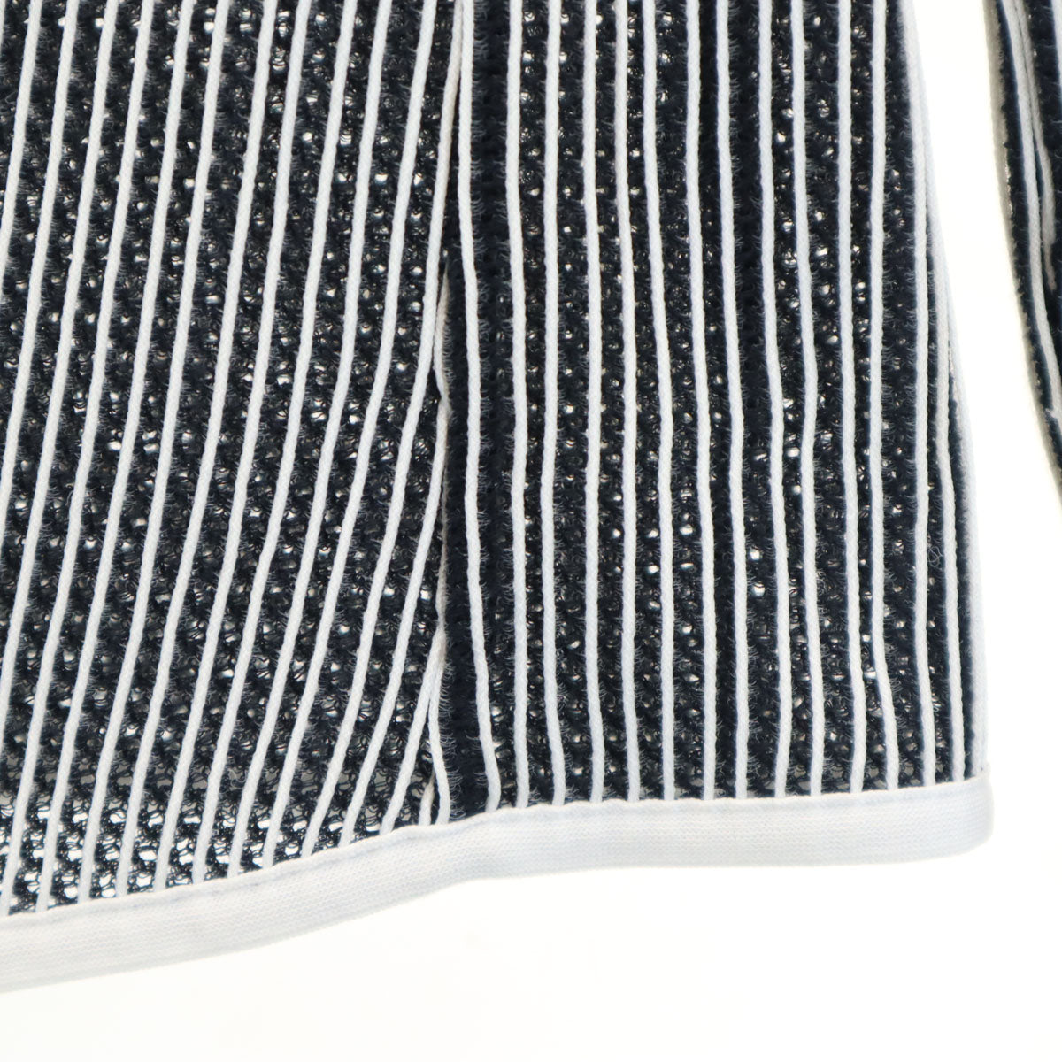 ARMANI COLLEZIONI アルマーニコレッツォーニ ストライプ柄 ジャケット 8 ホワイト レディース