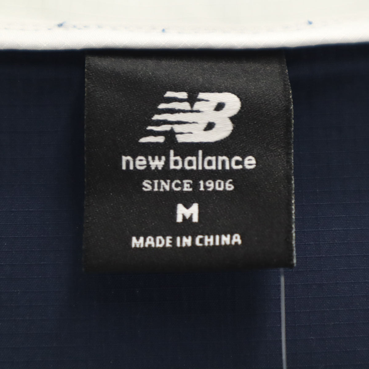 未使用 NEW BALANCE ニューバランス ウインドブレーカー M/L ネイビー ジャケット メンズ