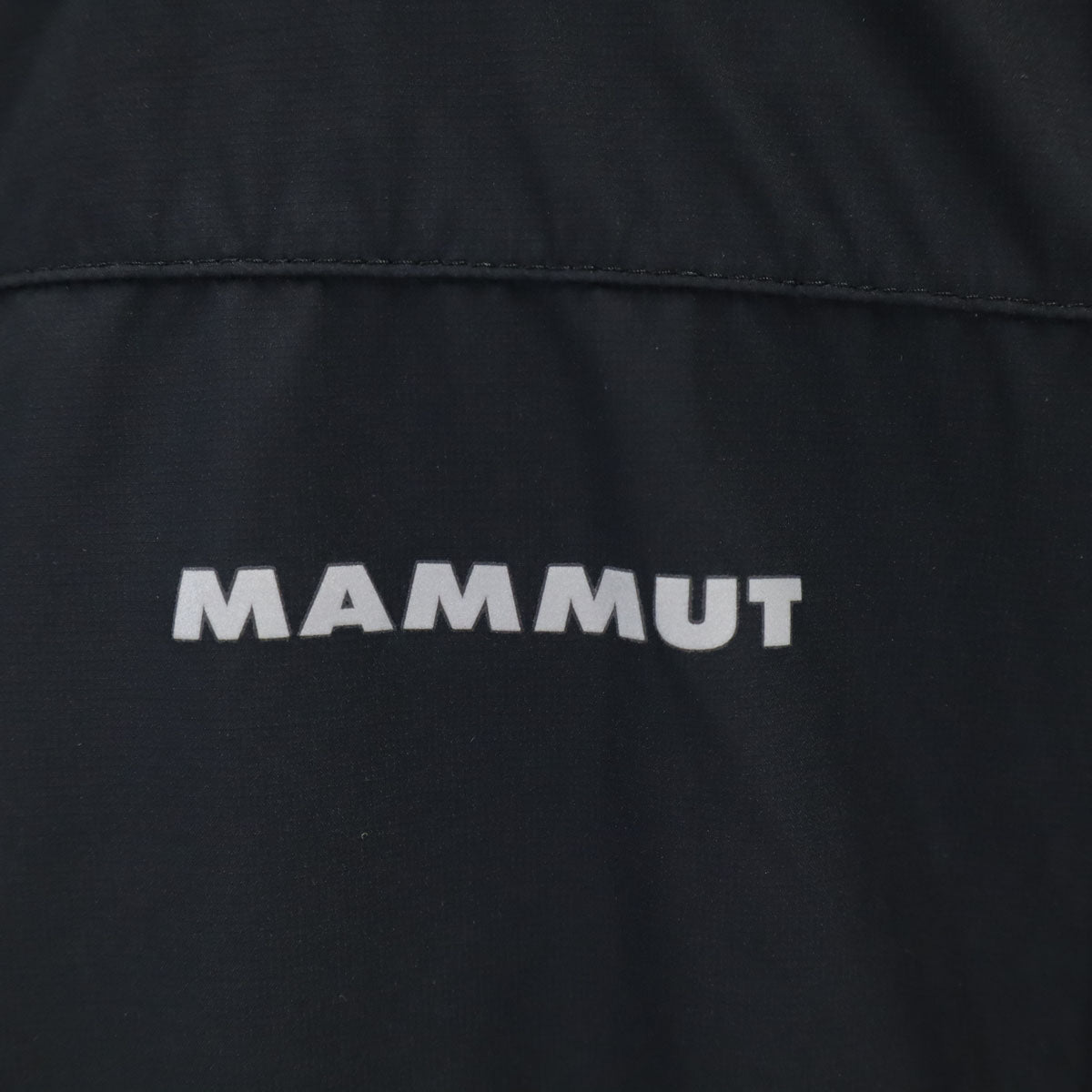 Mammut マムート コンパクト ジャケット ブラック アウトドア 収納袋付き レディース