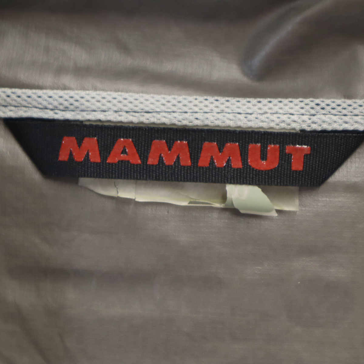 Mammut マムート コンパクト ジャケット ブラック アウトドア 収納袋付き レディース