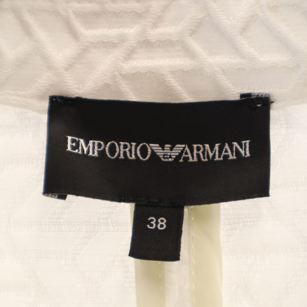 Emporio Armani エンポリオアルマーニ ブルガリア製 エンボス テーラードジャケット 38 ホワイト レディース