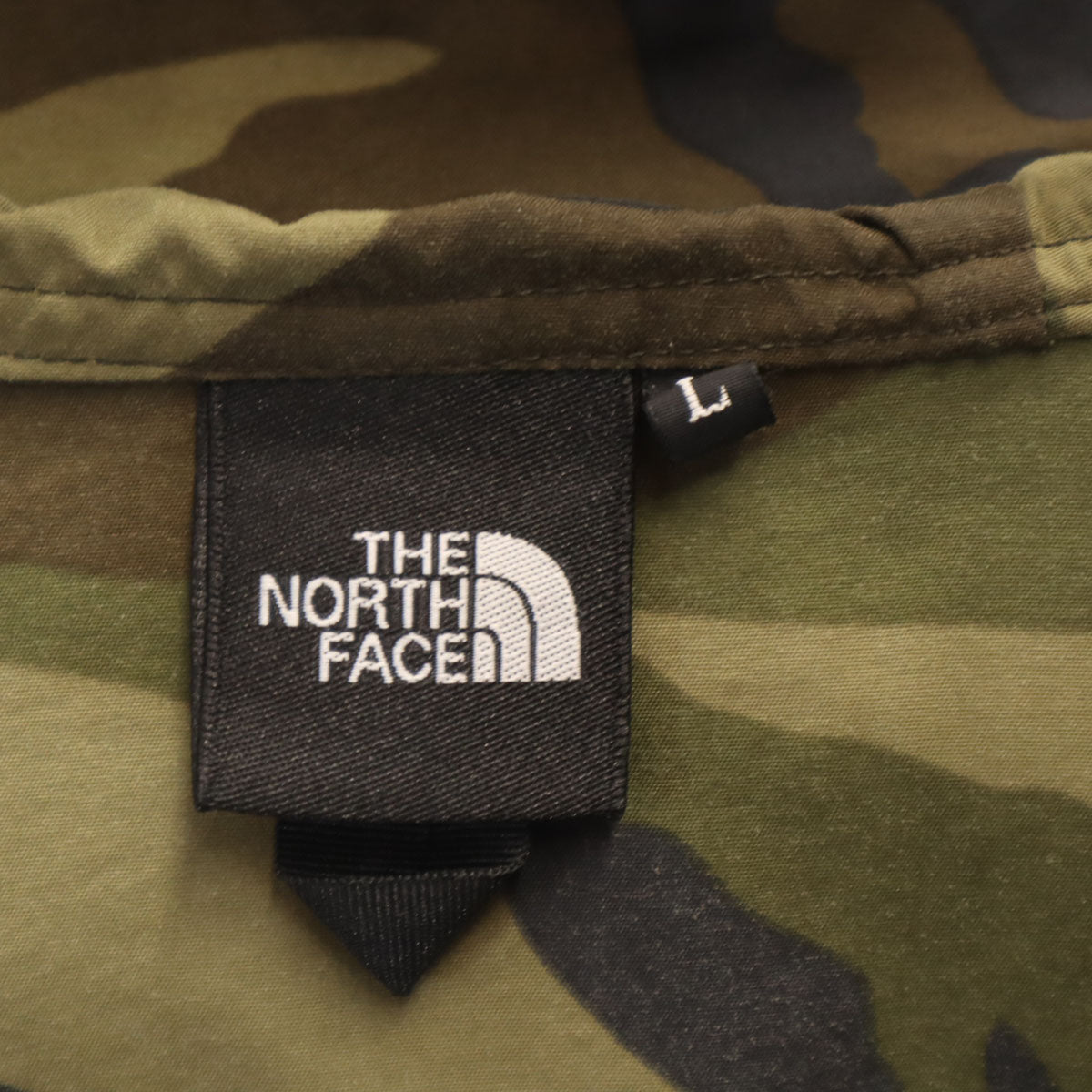 THE NORTH FACE ノースフェイス カモフラ柄 ノベルティコンパクト ジャケット L カーキ NP71535 アウトドア 迷彩 メンズ