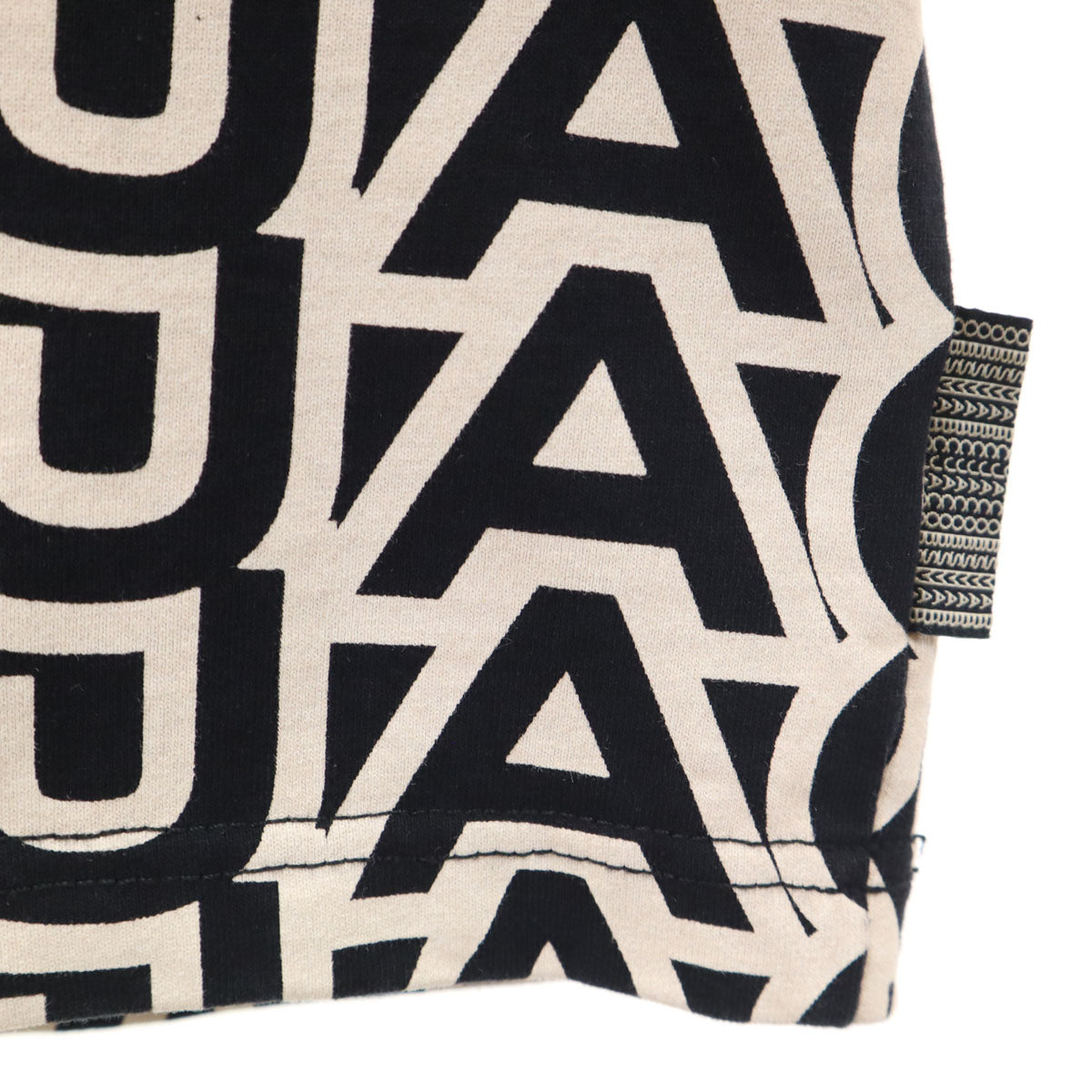 美品 MARC JACOBS マークジェイコブス ポルトガル製 総ロゴ 半袖 Tシャツ M ブラック レディース