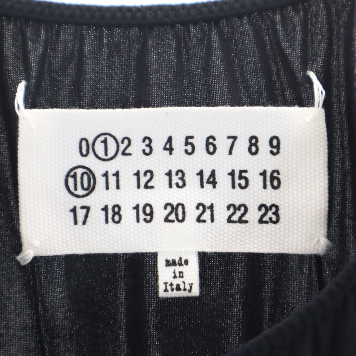 美品 Maison Margiela メゾンマルジェラ イタリア製 ノースリーブ ボディスーツ ウェア 44 ブラック レディース