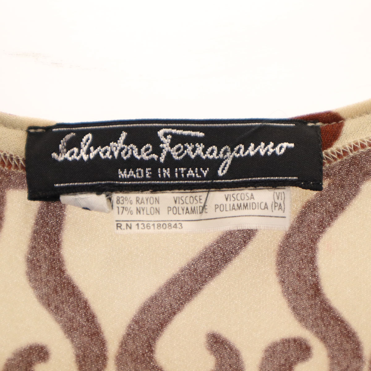 Salvatore Ferragamo サルヴァトーレフェラガモ イタリア製 エスニック柄 半袖 Tシャツ S ベージュ レディース