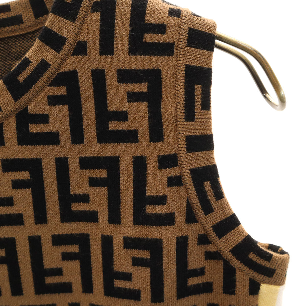FENDI フェンディ イタリア製 ズッカ柄 ノースリーブ ショート丈 ニット 36 ブラウン レディース