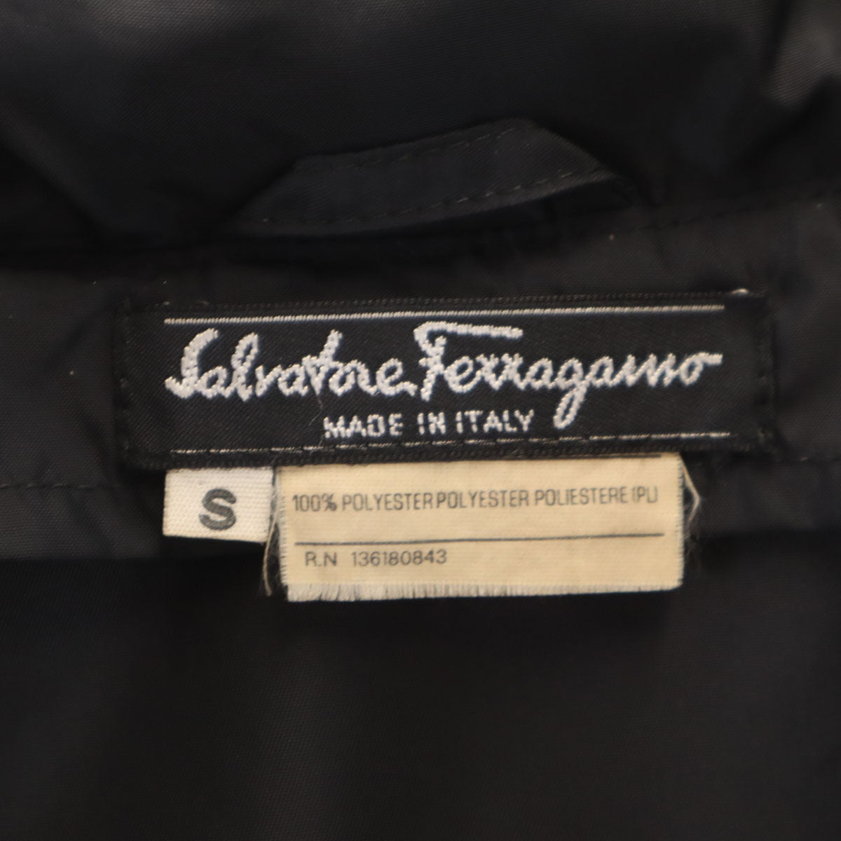 Salvatore Ferragamo サルヴァトーレフェラガモ 90s イタリア製 オールド パッカブル ステンカラーコート S ブラック レディース