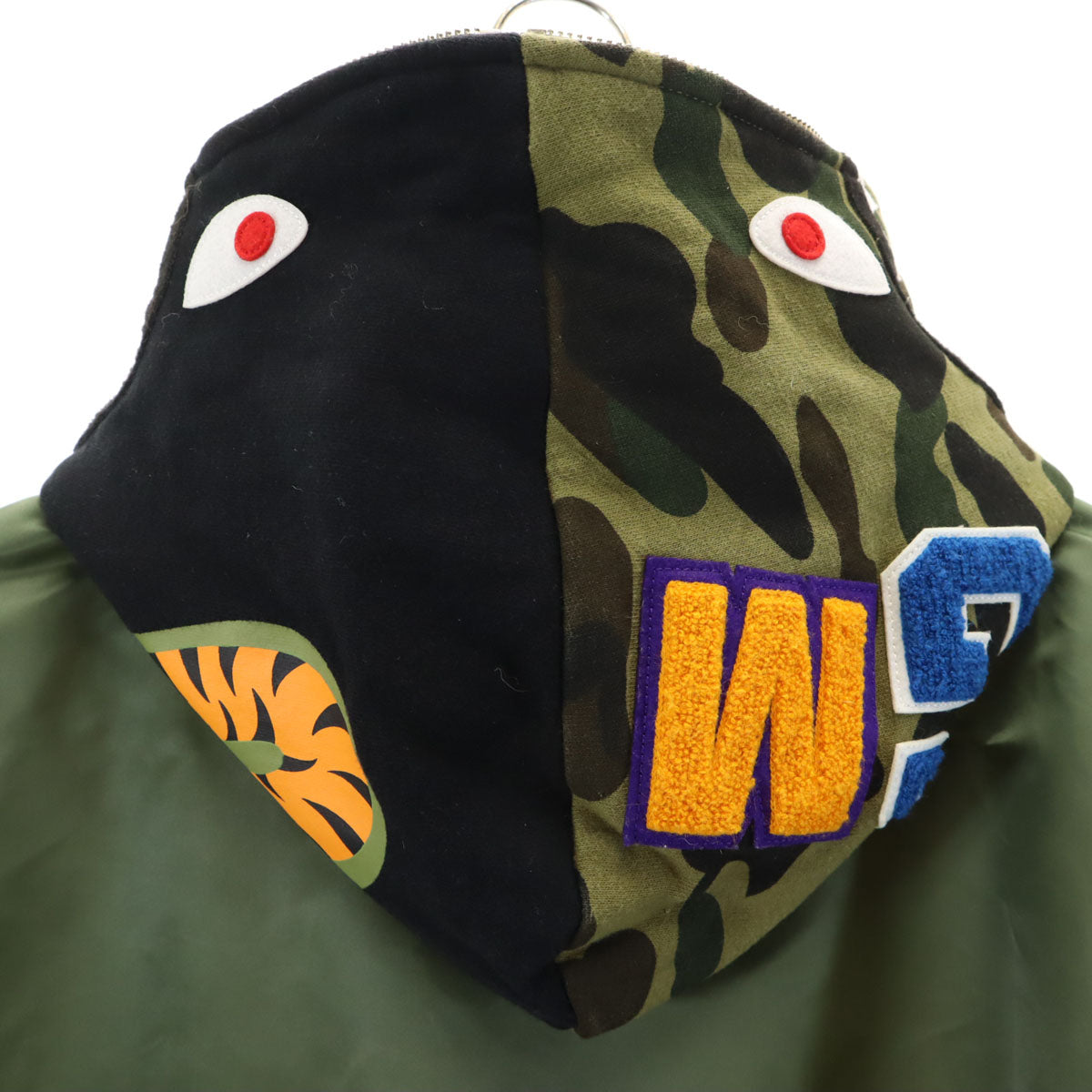 A BATHING APE アベイシングエイプ シャーク カモフラ柄 レイヤード フライトジャケット S カーキ MA-1 中綿 メンズ