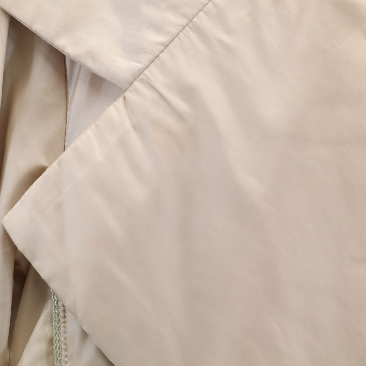 ISSEY MIYAKE イッセイミヤケ 日本製 ダブルブレスト コート 1 ベージュ レディース