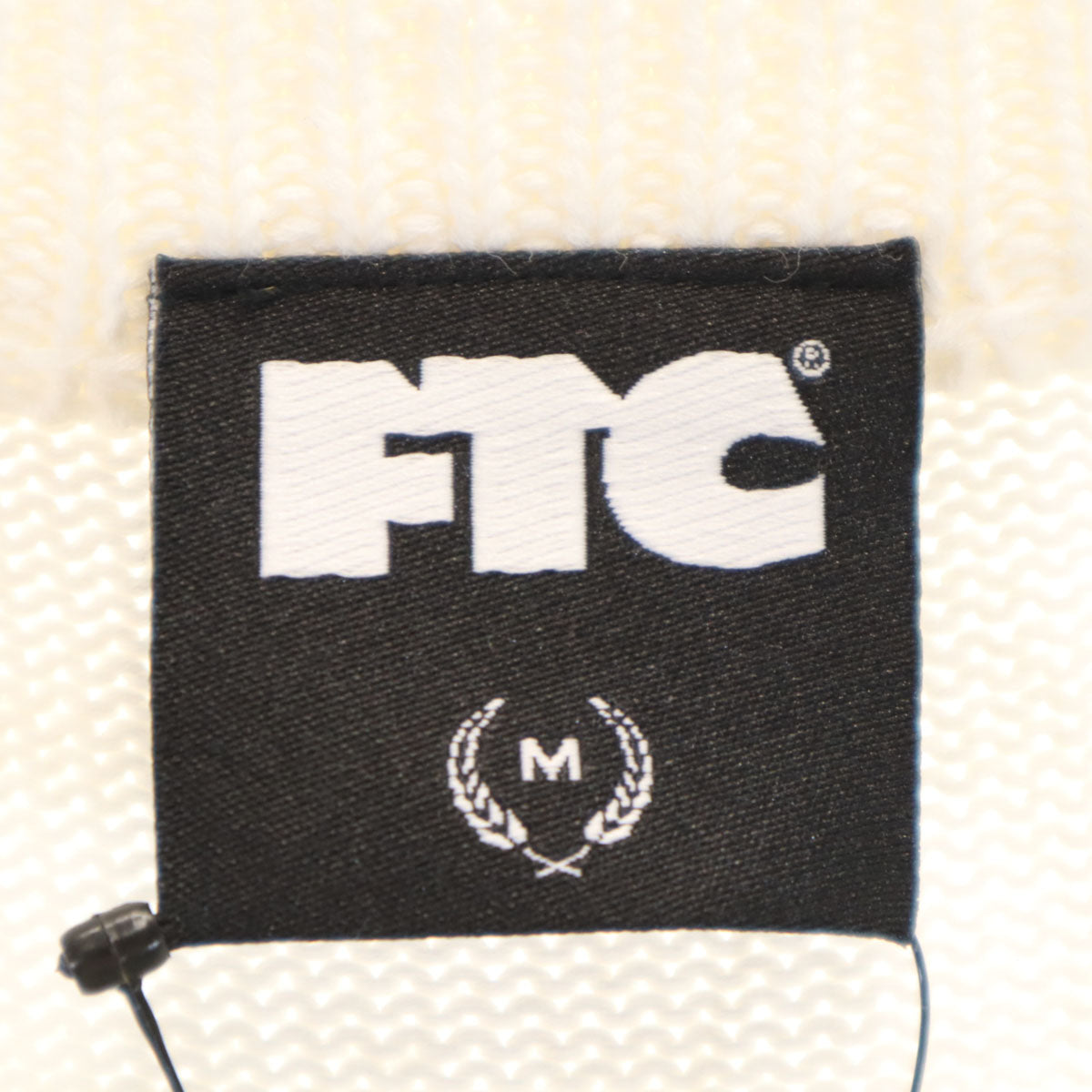 FTC エフティーシー 未使用 Vネック ニットベスト M ホワイト メンズ