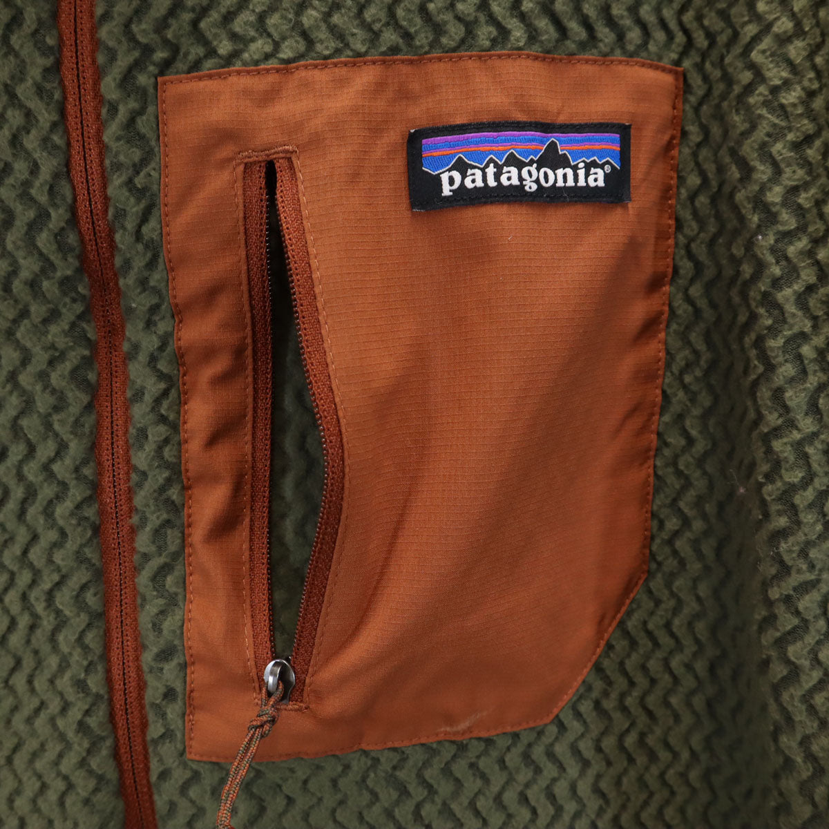 patagonia パタゴニア 長袖 R1エアジップネック ウェア M オリーブ系 40245FA22 アウトドア メンズ