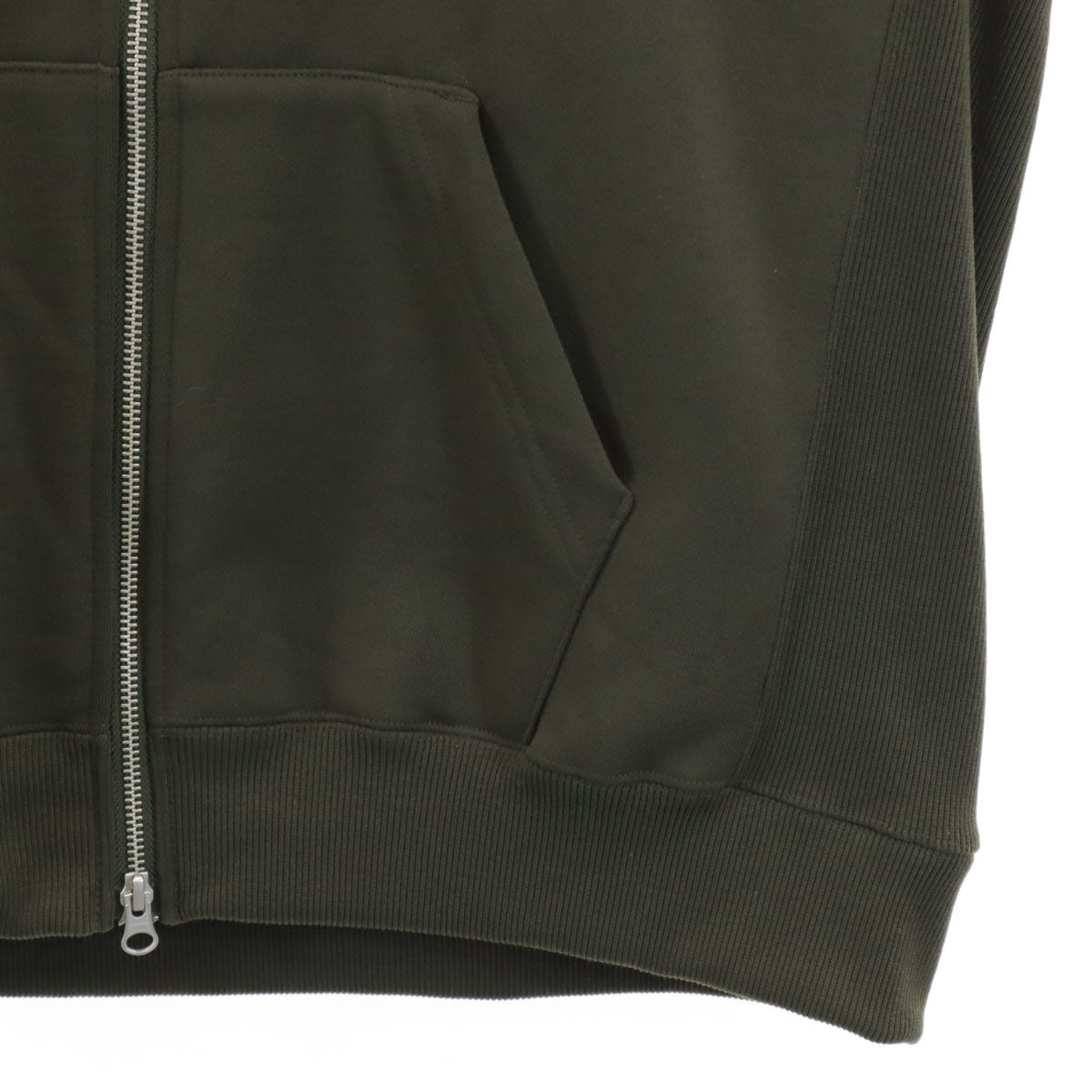 美品 THE NORTH FACE ノースフェイス 長袖 スウェット ジップパーカー L カーキ NT62232 アウトドア 裏起毛 メンズ
