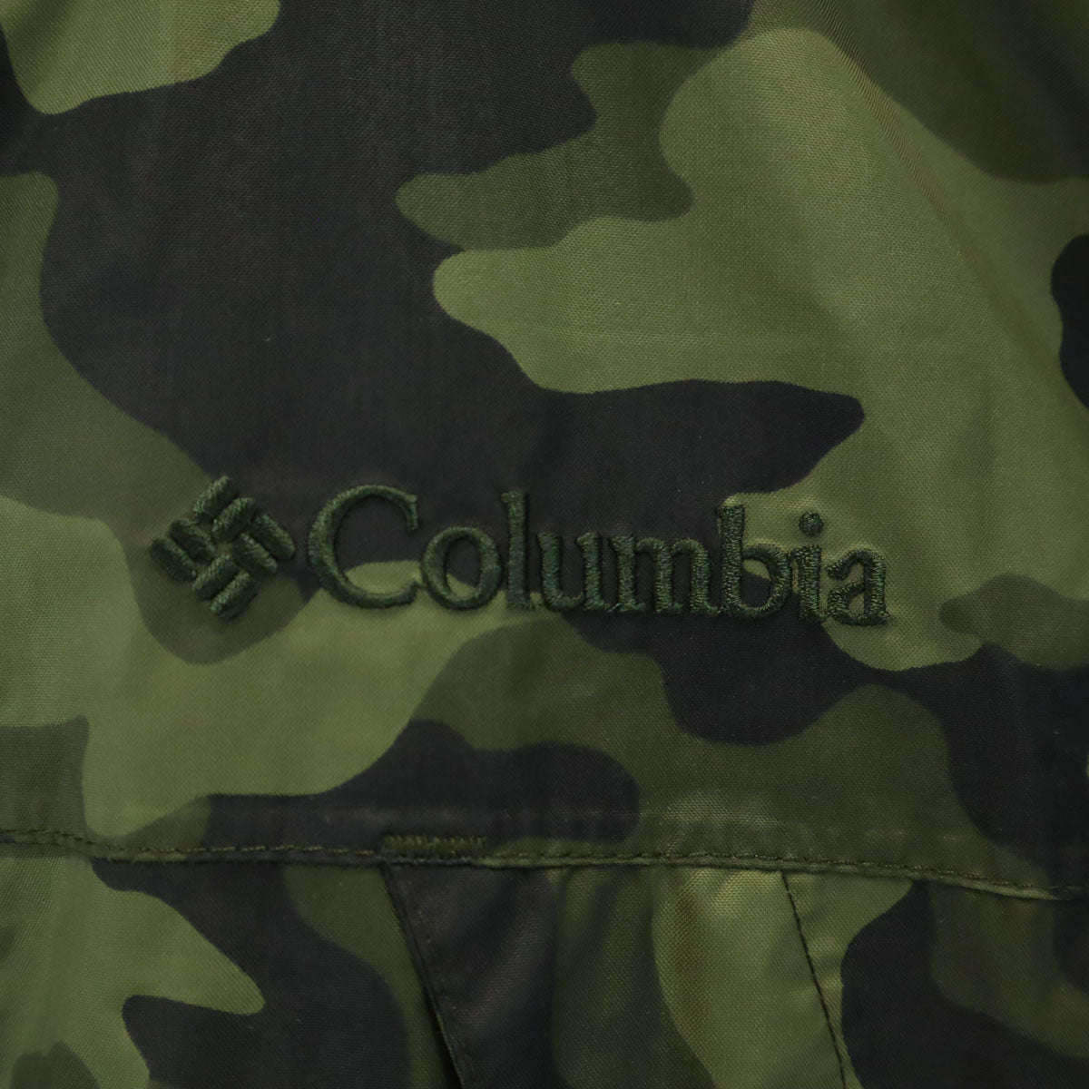 Columbia コロンビア 迷彩柄 マウンテンジャケット L グリーン アウトドア メンズ