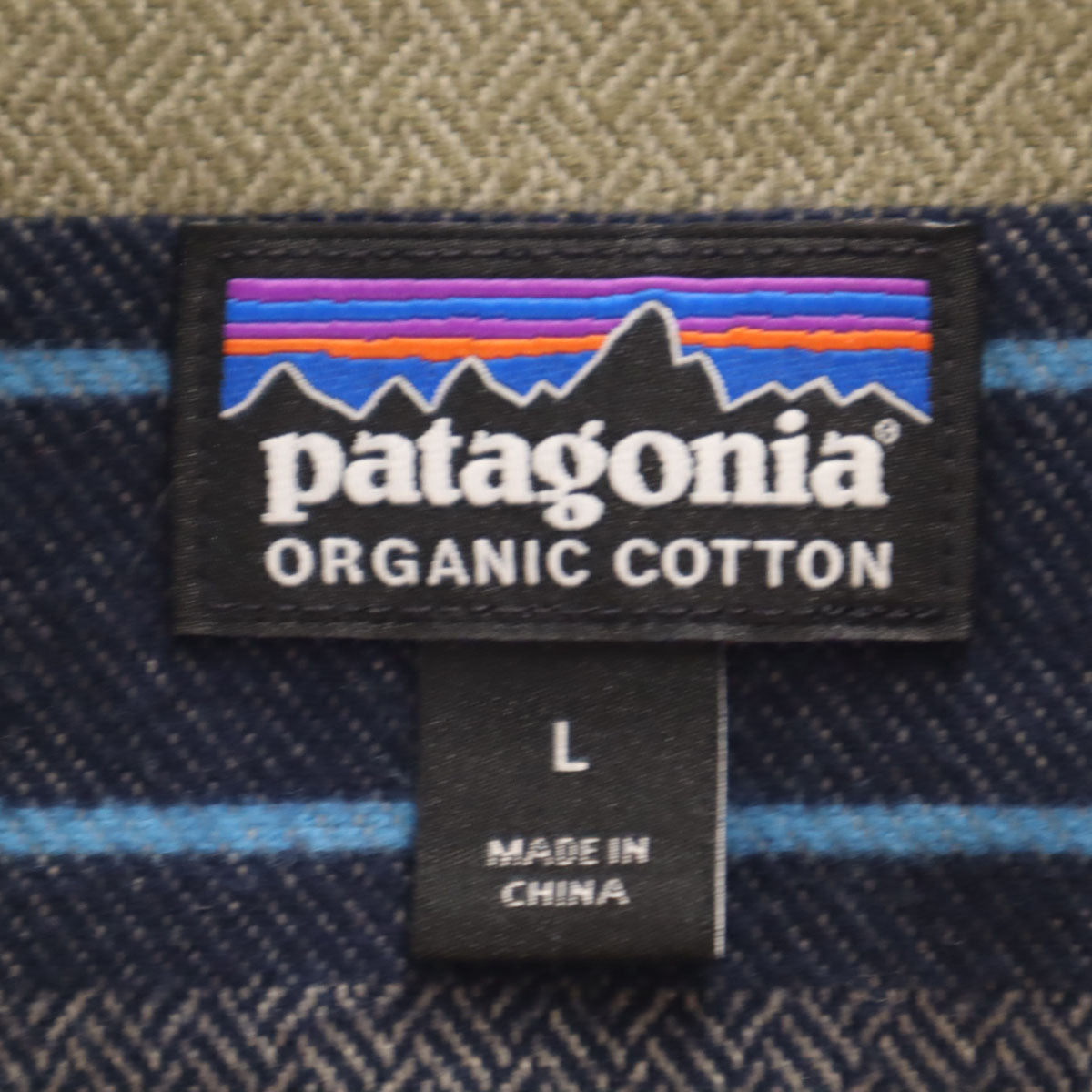 美品 patagonia パタゴニア ボーダー柄 長袖 フィヨルド ネルシャツ L マルチ 53947FA18 アウトドア メンズ