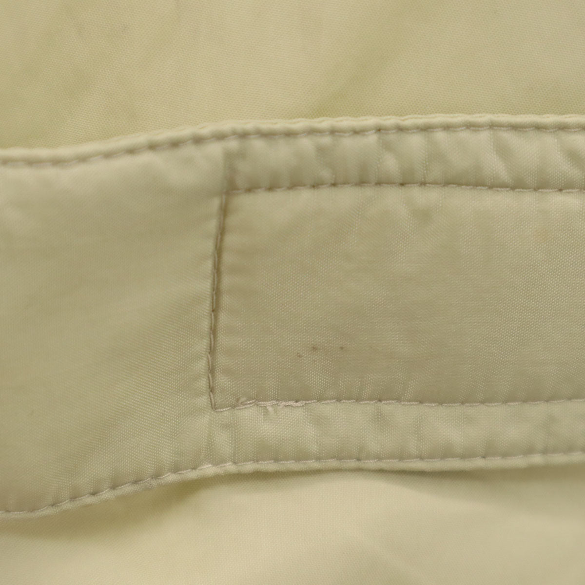 CHEMISE LACOSTE シュミーズラコステ ウインドブレーカー 上下 セットアップ 4 ベージュ 裏メッシュ 収納袋付き メンズ