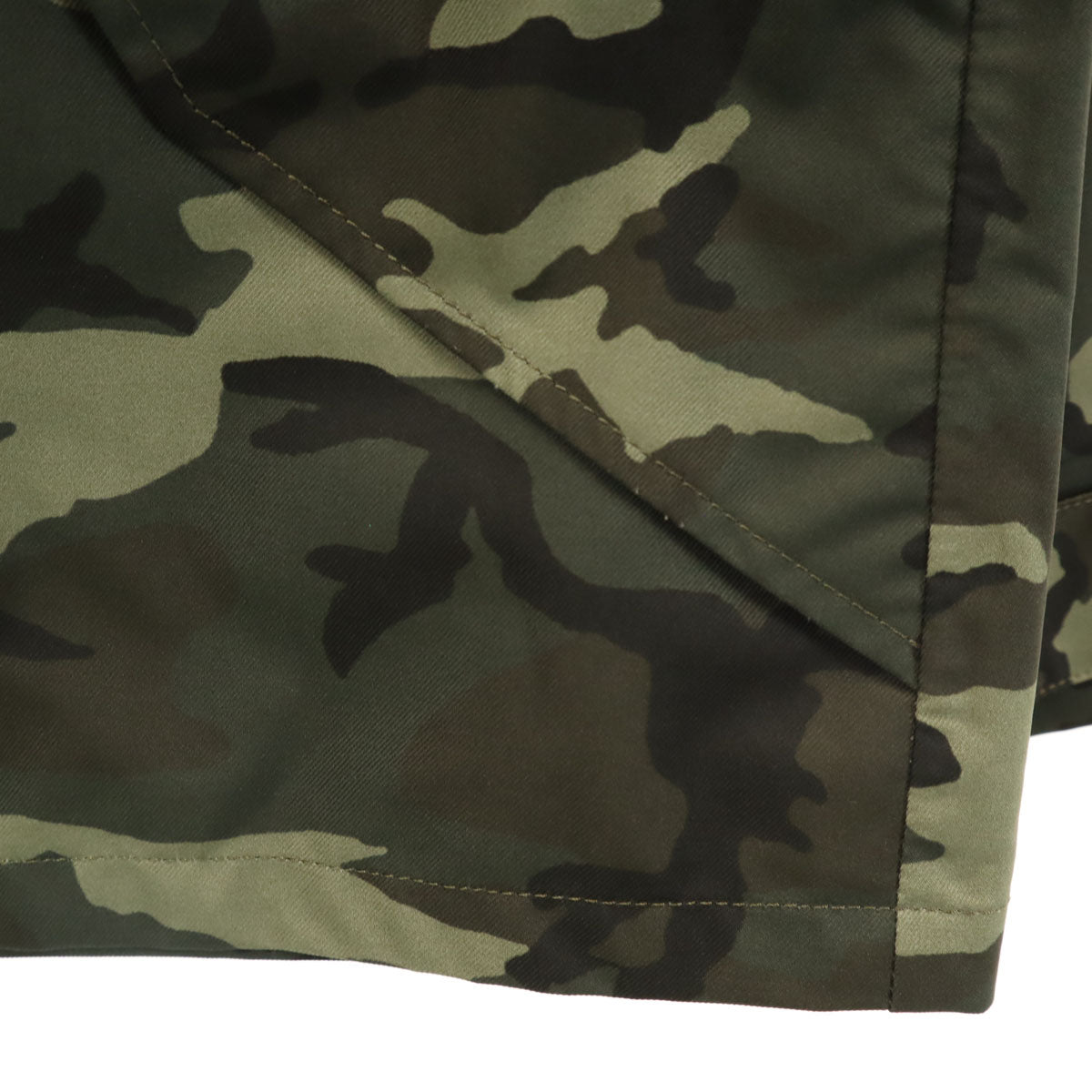 AKM エイケイエム 日本製 迷彩柄 カモフラ マウンテンパーカー L カーキ メンズ