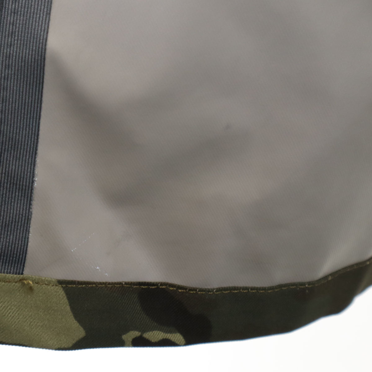 AKM エイケイエム 日本製 迷彩柄 カモフラ マウンテンパーカー L カーキ メンズ