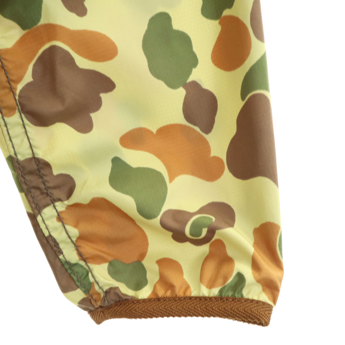 THE NORTH FACE ノースフェイス パープルレーベル カモフラ柄 ウインドブレーカー S 黄緑 アウトドア NPW2054N ジャケット レディース