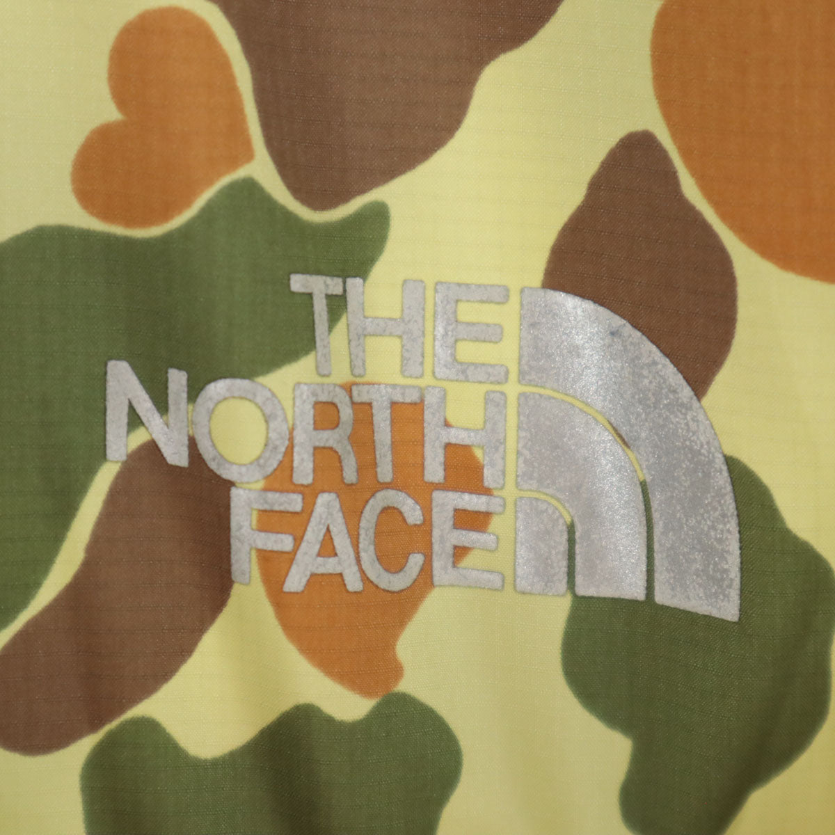 THE NORTH FACE ノースフェイス パープルレーベル カモフラ柄 ウインドブレーカー S 黄緑 アウトドア NPW2054N ジャケット レディース