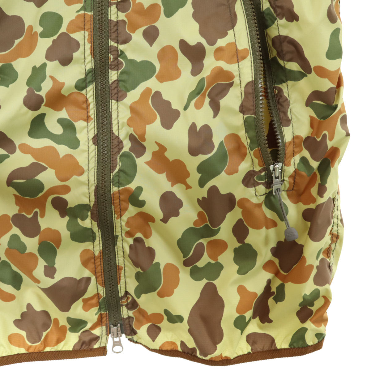 THE NORTH FACE ノースフェイス パープルレーベル カモフラ柄 ウインドブレーカー S 黄緑 アウトドア NPW2054N ジャケット レディース