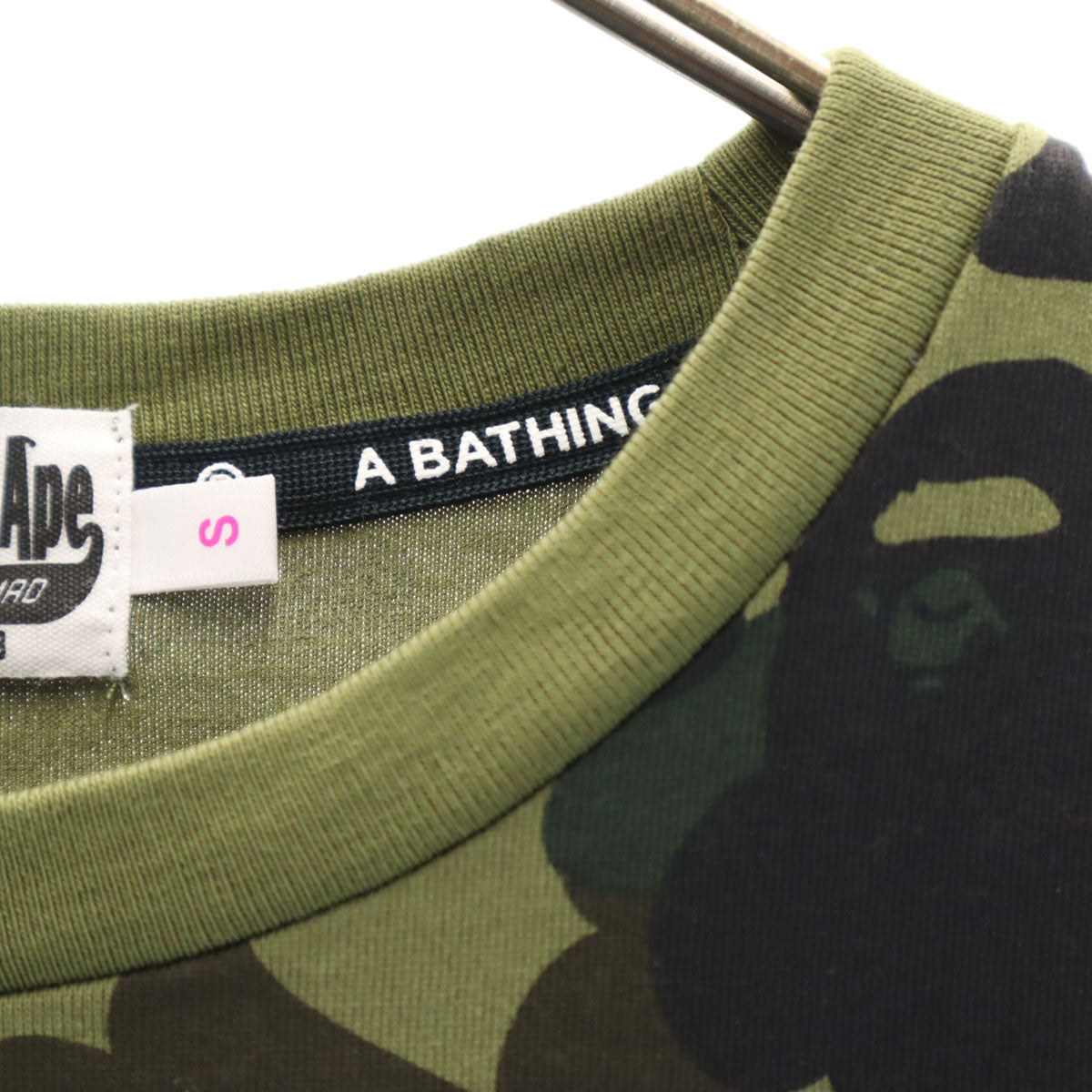 A BATHING APE アベイシングエイプ カモフラ柄 タイガー 半袖 Tシャツ S カーキ 迷彩 メンズ