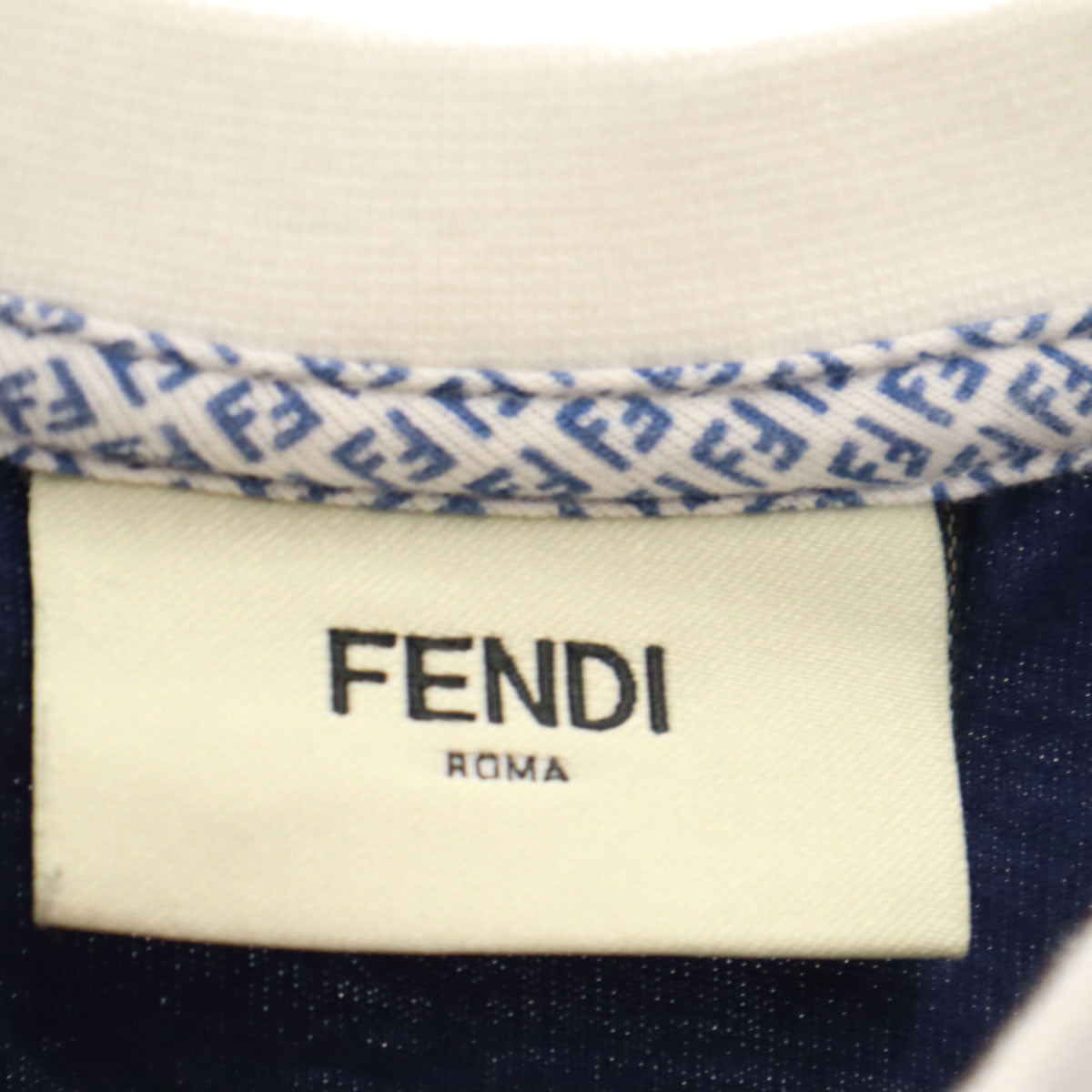 FENDI フェンディ 半袖 Tシャツ 6A キッズ